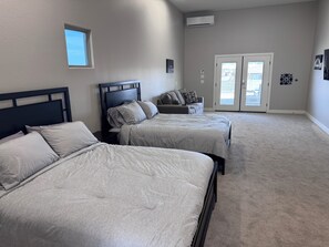 4 Schlafzimmer, Bügeleisen/Bügelbrett, kostenloses WLAN, Bettwäsche