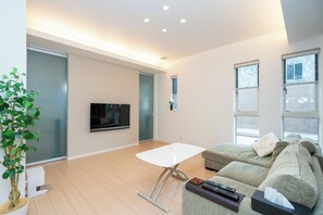 Comfort-Haus, 3 Schlafzimmer, Nichtraucher, Bergblick | Wohnbereich