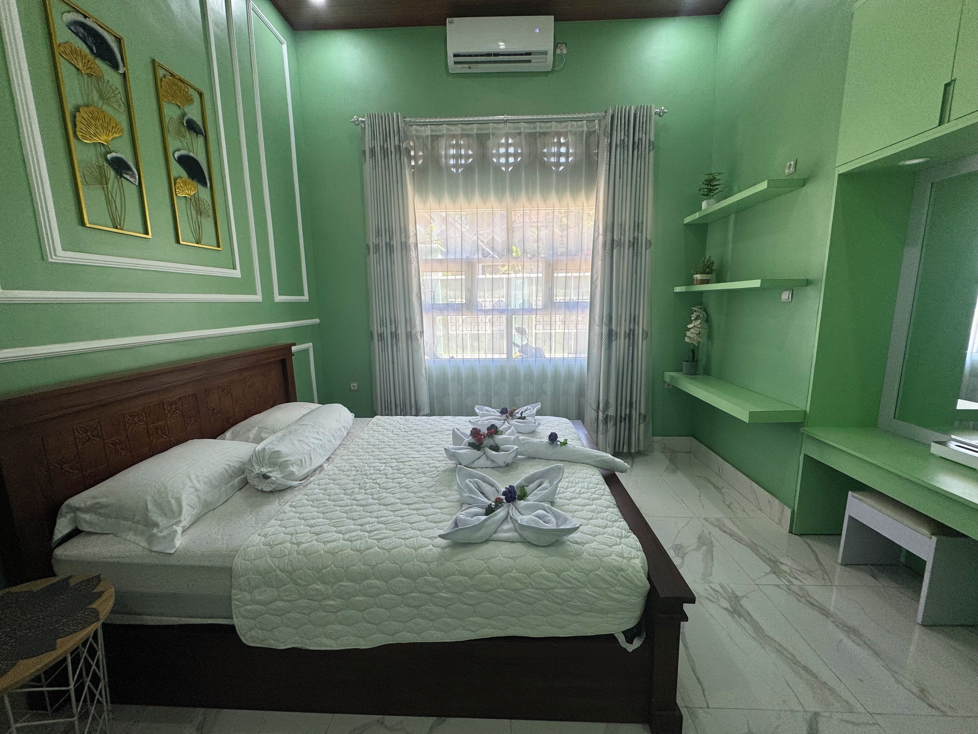 Comfort tvåbäddsrum - utsikt mot parken