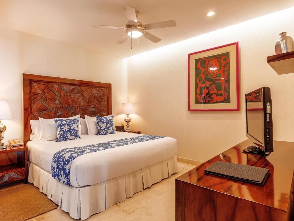 In-room safe, blackout curtains, soundproofing, iron/ironing board