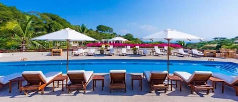 3 outdoor pools