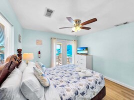 Casa, 4 quartos | 4 quartos, ferros/tábuas de passar roupa, Wi-Fi de cortesia