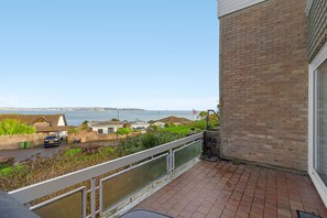 Property grounds - Baywatch Sea View Retreat a beautifully refurbished coastal holiday home (Brixham)