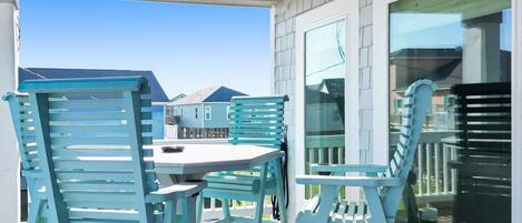 Casa, 3 habitaciones | Restaurante al aire libre