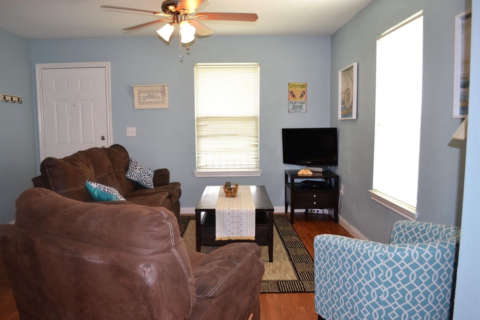 House, 3 Bedrooms | Living area