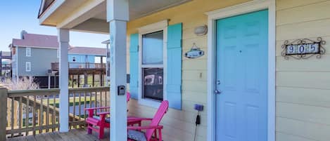 House, 3 Bedrooms | Property grounds