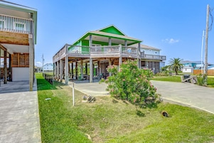 House, 2 Bedrooms | Exterior