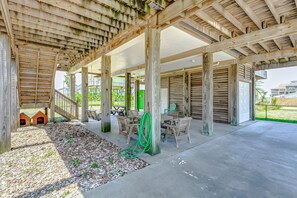 Casa, 2 habitaciones | Restaurante al aire libre