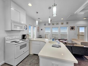 House, 4 Bedrooms | Private kitchen | Fridge, oven, coffee/tea maker, toaster - Crystal By The Ocean 4 Bedroom Home (Port Bolivar)