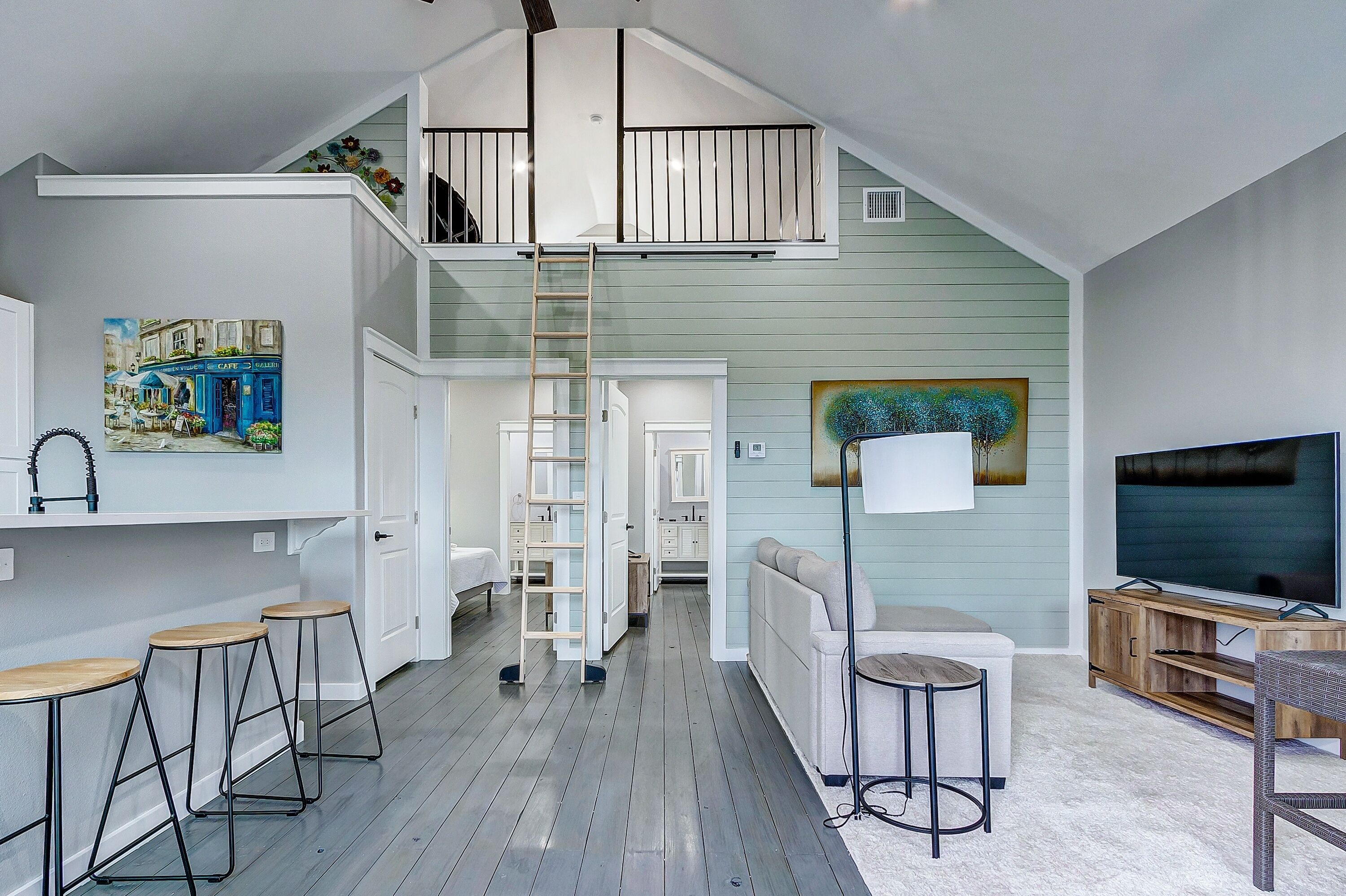 House, 3 Bedrooms | Living area