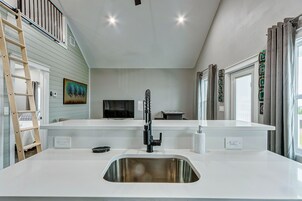 House, 3 Bedrooms | Interior