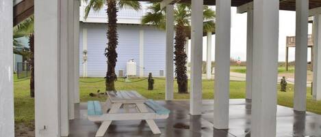 Casa, 4 habitaciones | Restaurante al aire libre