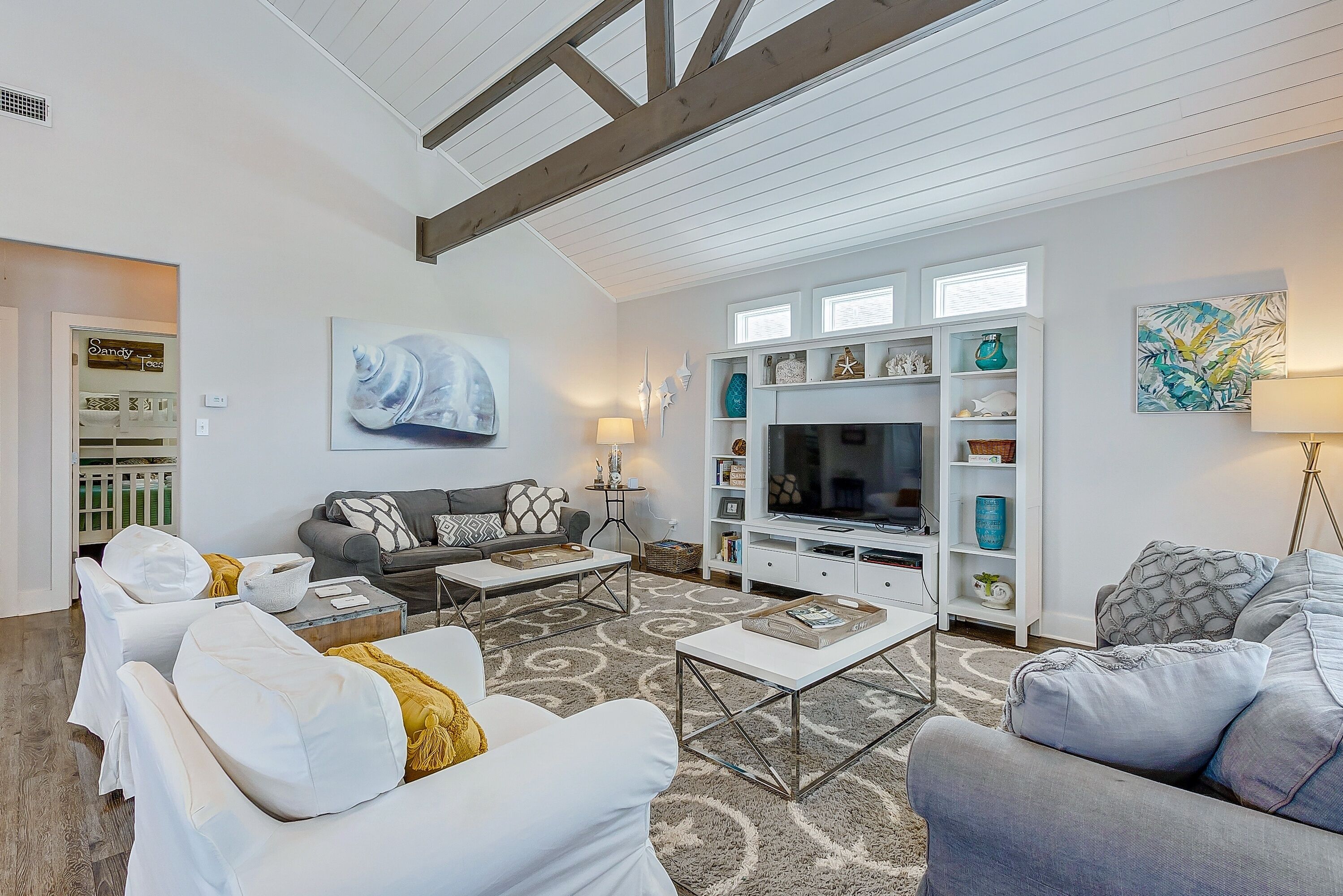 House, 2 Bedrooms | Living area | Smart TV
