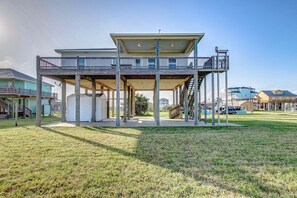 House, 3 Bedrooms | Exterior - Molly's Place 3 Bedroom Home (Port Bolivar)