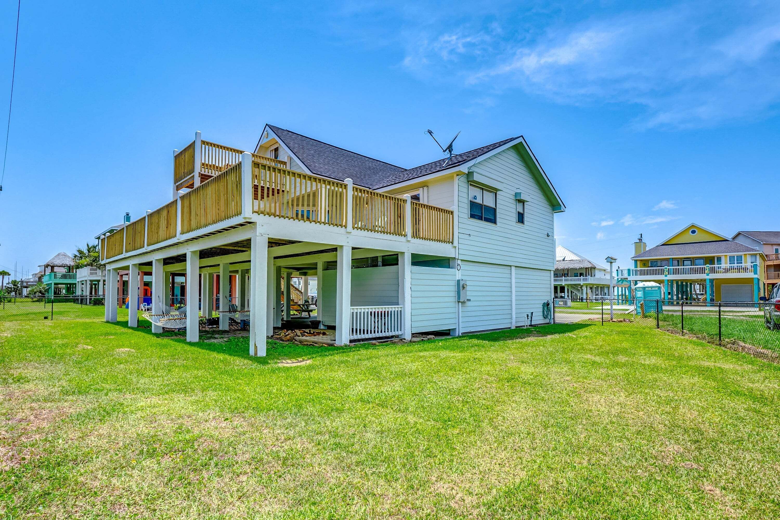 House, 4 Bedrooms | Exterior