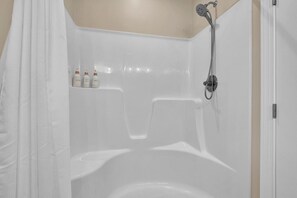 Hair dryer, towels - Surf House - Ocean Views, Elevator, Pool! (Surf City)