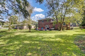 Exterior - Enjoyable 2-bedroom apartment with AC in charming Hanahan (Hanahan)