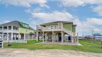 House, 3 Bedrooms | Exterior