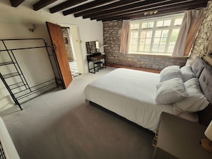 2 bedrooms, WiFi