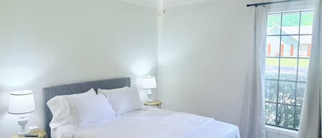 4 Schlafzimmer, Bügeleisen/Bügelbrett, Reisekinderbett, kostenloses WLAN