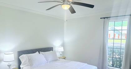 Redbud Grove Retreat spacious 4BR at the Reservoir