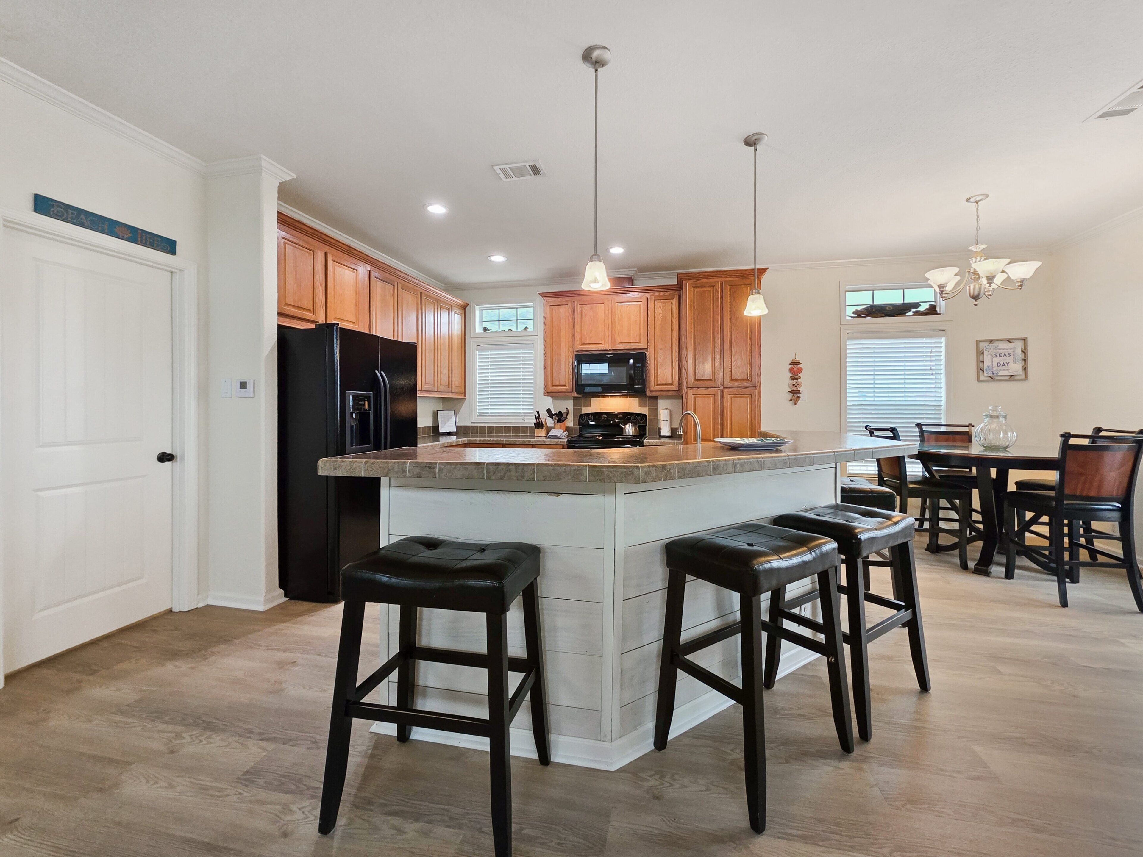 House, 3 Bedrooms | Private kitchen | Fridge, oven, coffee/tea maker, toaster