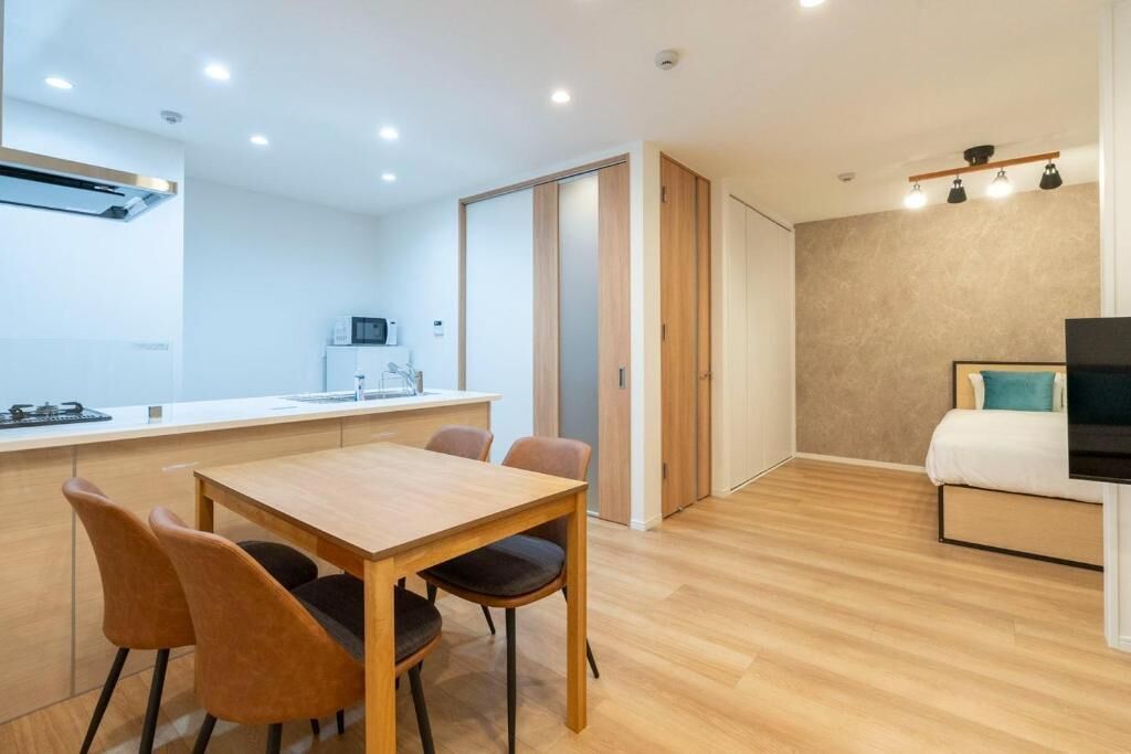 Apartemen, beranda, pemandangan kota | Tempat makan