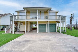House, 3 Bedrooms | Exterior