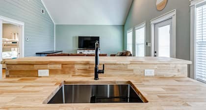 Sea You Soon 2 Bedroom Home