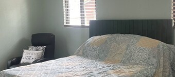 Perfect 4-bedroom cabin in beautiful California Hot Springs