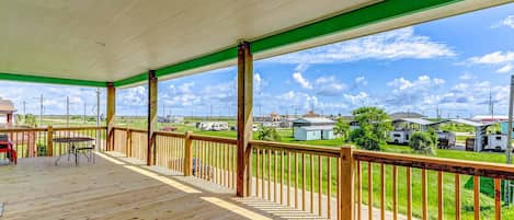 House, 3 Bedrooms | Outdoor dining