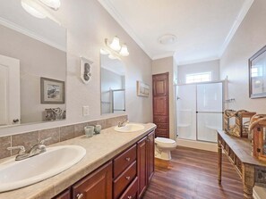 Casa, 3 quartos | Banheiro | Toalhas de banho 