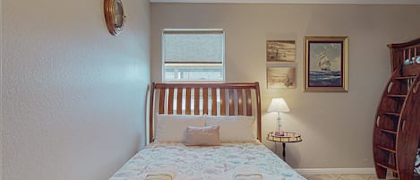 Nhà, 2 phòng ngủ | 2 phòng ngủ, bàn ủi/dụng cụ ủi quần áo