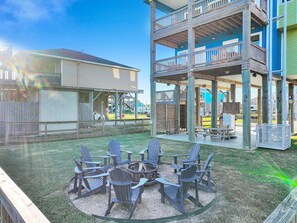 Casa, 3 habitaciones | Restaurante al aire libre