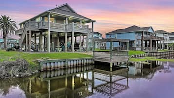House, 3 Bedrooms | Exterior