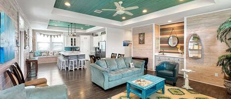 House, 3 Bedrooms | Living area