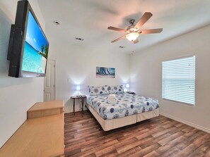 House, 2 Bedrooms - Kc's Sunshine 2 Bedroom Home (Port Bolivar)