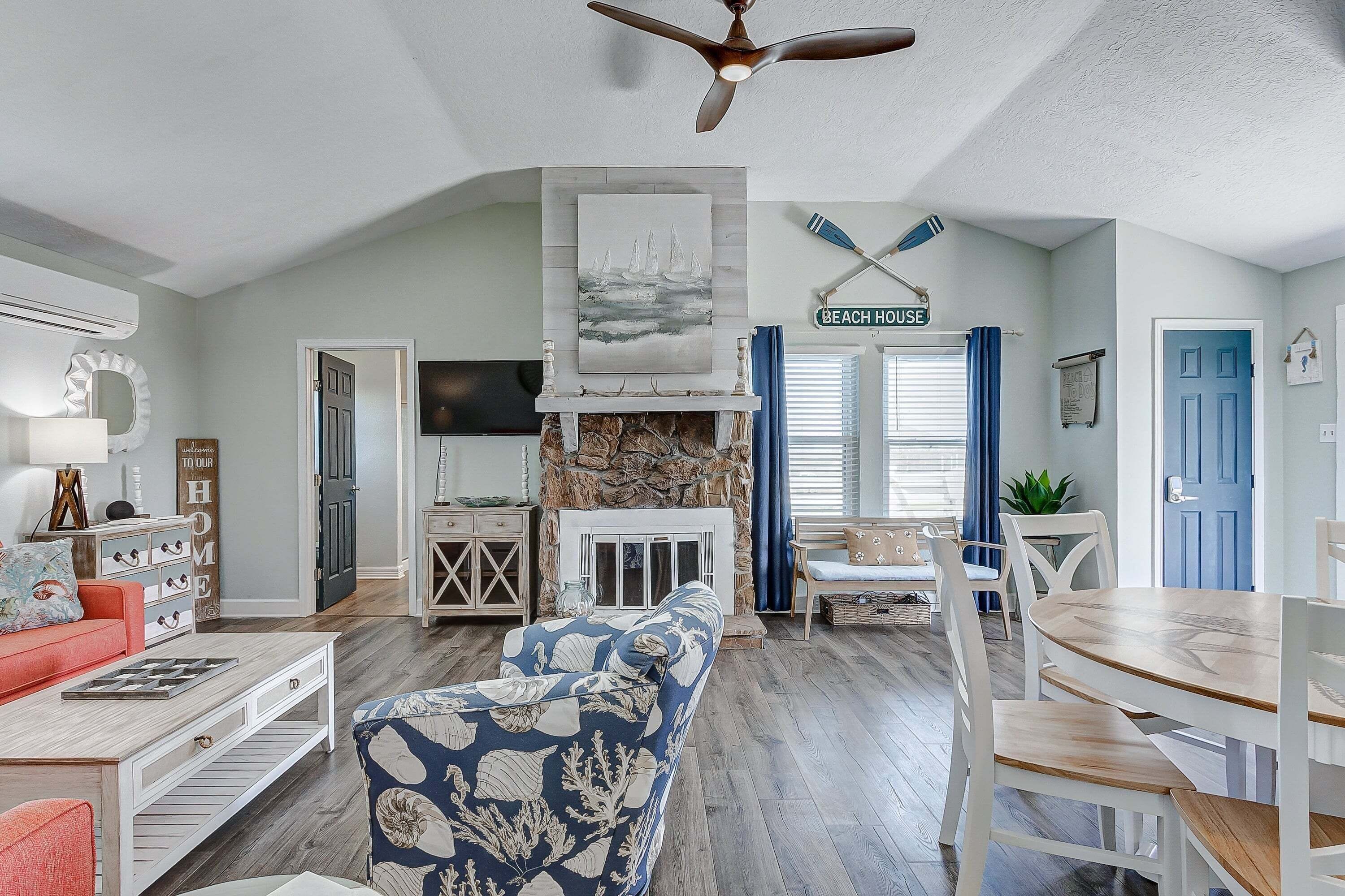 House, 3 Bedrooms | Living area