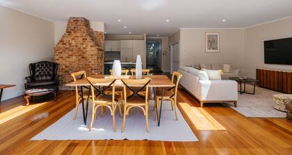 Boonara - Newly Renovated 4 BR in Wentworth Falls