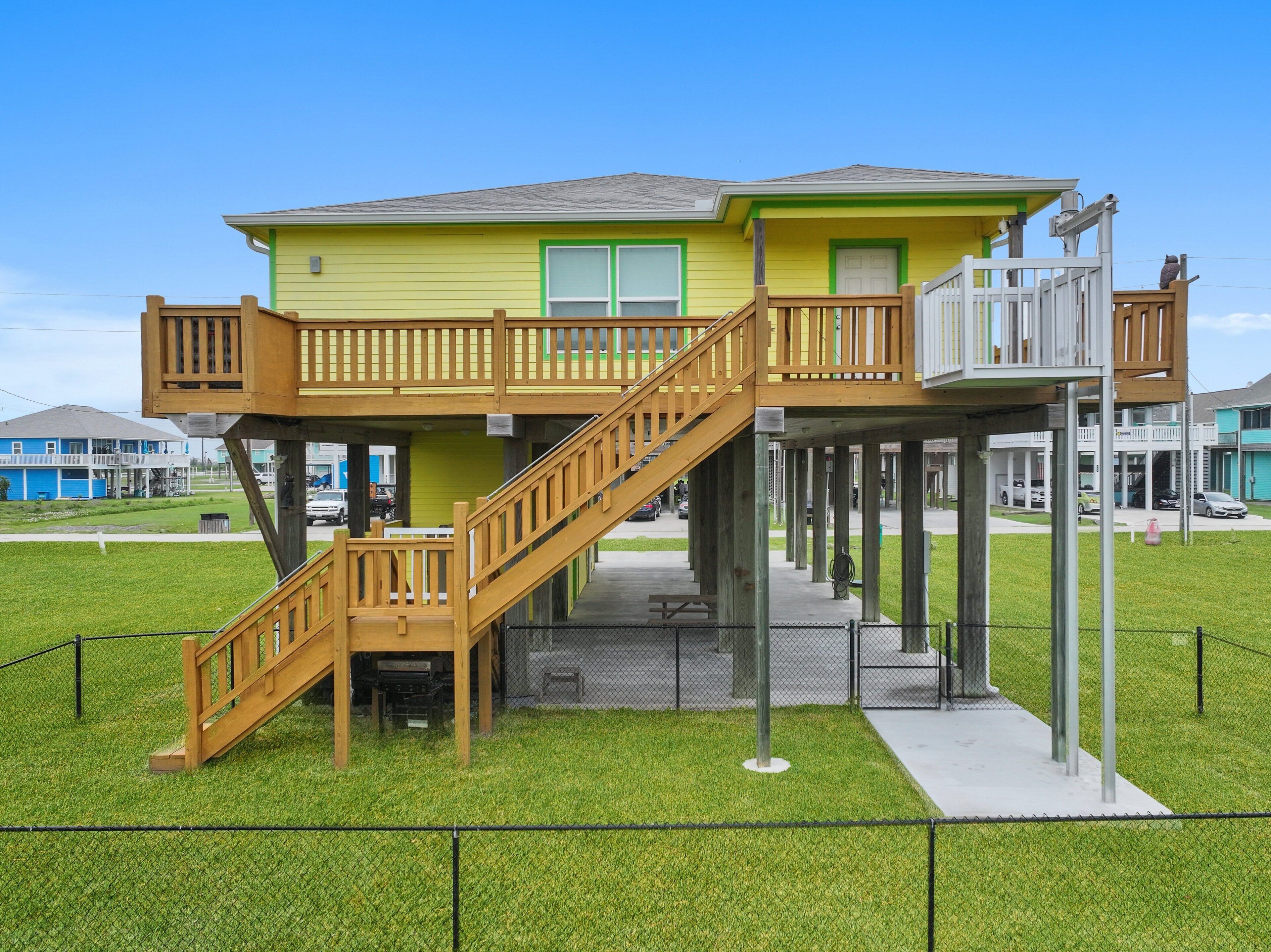 House, 3 Bedrooms | Exterior