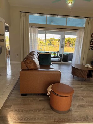Smart TV, books -   Peaceful Rotonda West Retreat Near Beaches & Golf (Rotonda West)