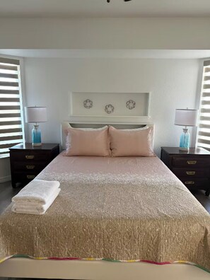 3 bedrooms, in-room safe, iron/ironing board, free WiFi -   Peaceful Rotonda West Retreat Near Beaches & Golf (Rotonda West)