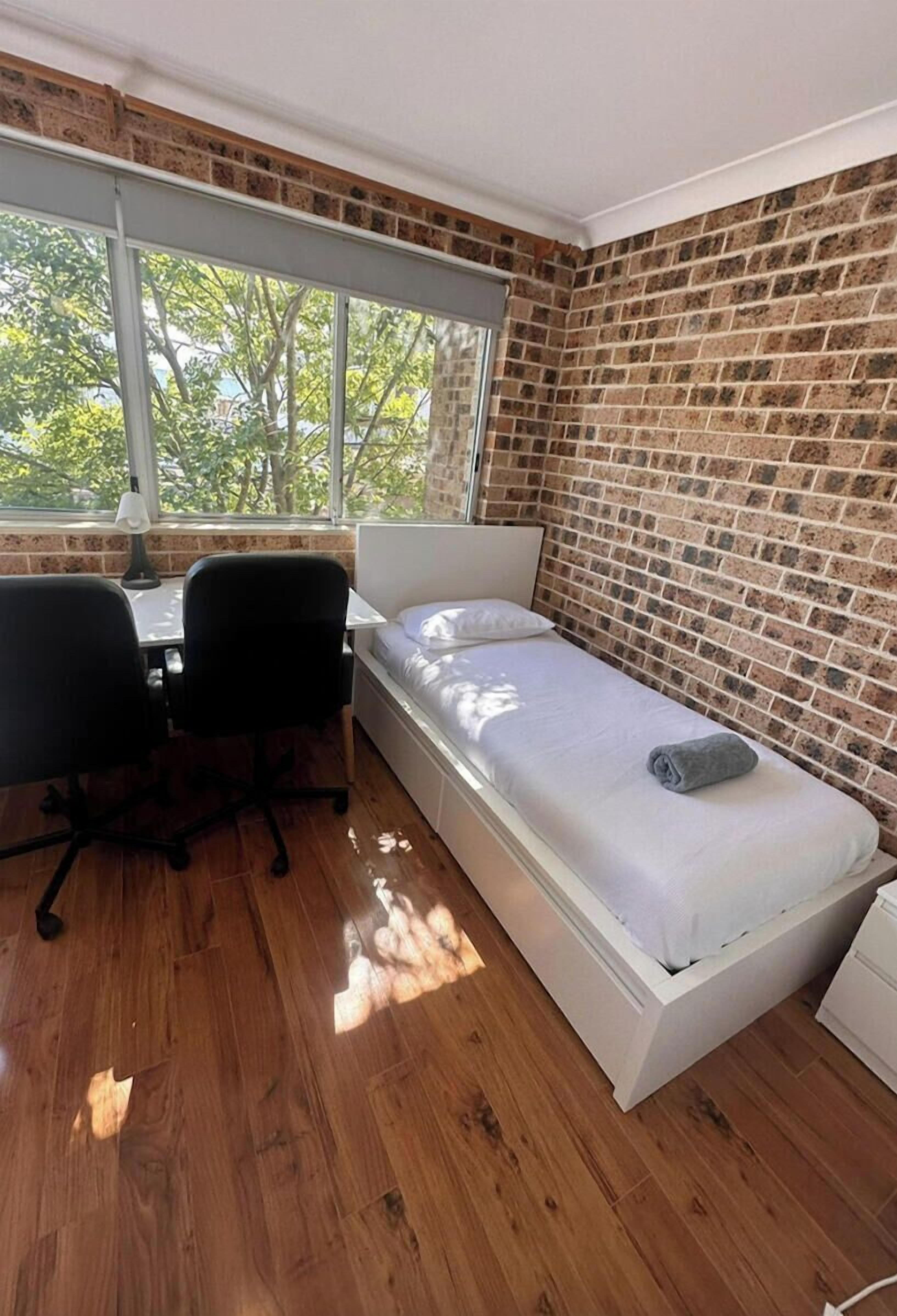 熨斗/熨衣板、WiFi、床单