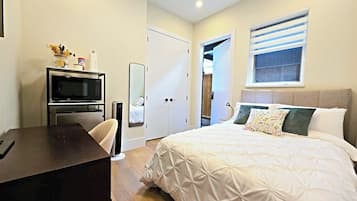 1 Schlafzimmer, Schreibtisch, Bügeleisen/Bügelbrett, kostenloses WLAN