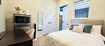 Private Room Near Grouse Mountain & Scenic Trails in North Vancouver