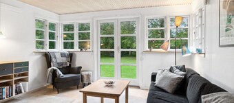 "Niela" - 400m from the sea by Interhome