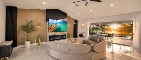 Smart TV, fireplace, foosball, table tennis