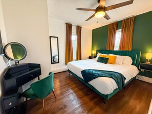 3 dormitorios, escritorio, tabla de planchar con plancha y wifi gratis