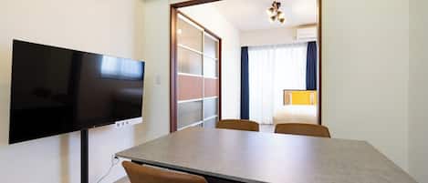 Apartment(e04), Non Smoking | Free WiFi