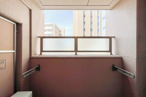 Balcony view - CITYSPIRE Sakurakawa II (Osaka)